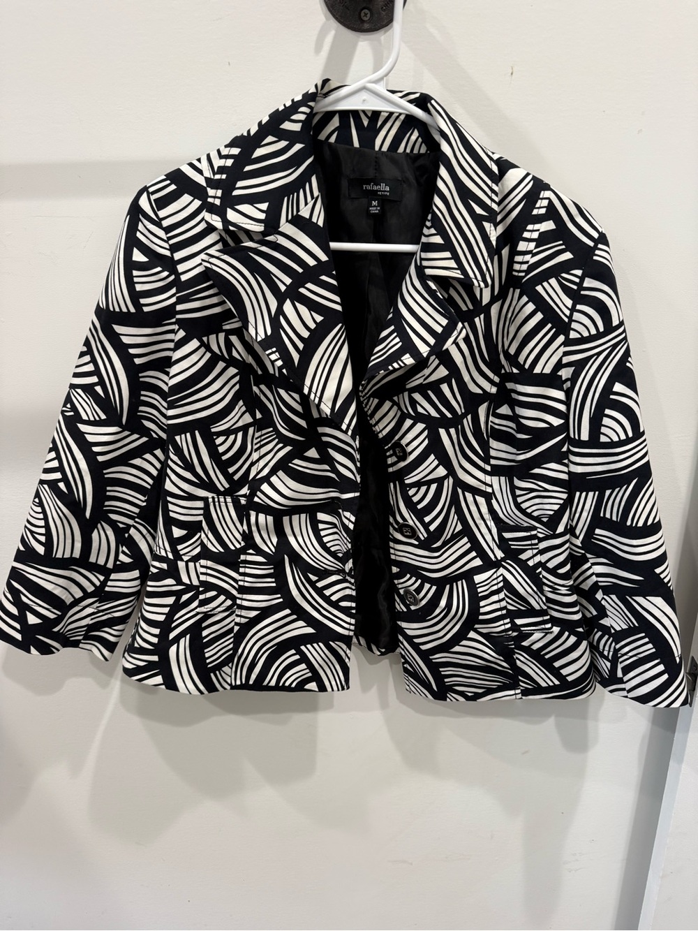 Rafaella Black and White Geometric Cropped Blazer